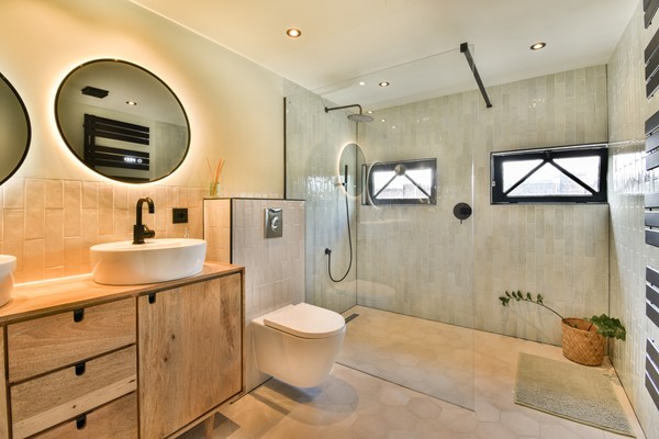 Medium property photo - Aalsmeerweg 19-3, 1059 AA Amsterdam