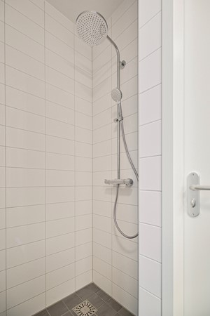 Medium property photo - Lutonhof 124, 1043 EG Amsterdam