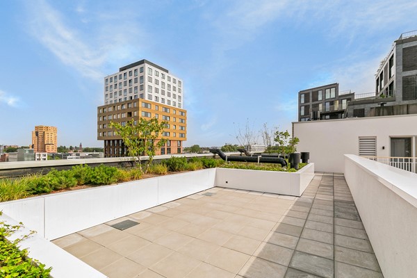 Medium property photo - Lutonhof 124, 1043 EG Amsterdam