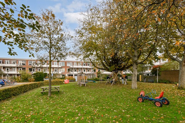 Medium property photo - Johannes van der Waalsstraat 70H, 1098 PR Amsterdam