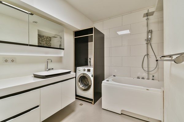 Medium property photo - Van Spilbergenstraat 63H, 1057 PZ Amsterdam