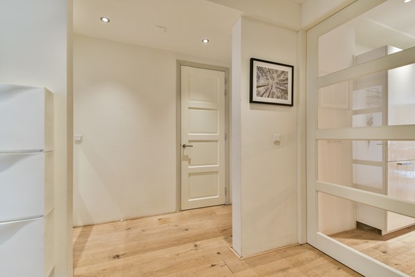 Medium property photo - Van Spilbergenstraat 63H, 1057 PZ Amsterdam