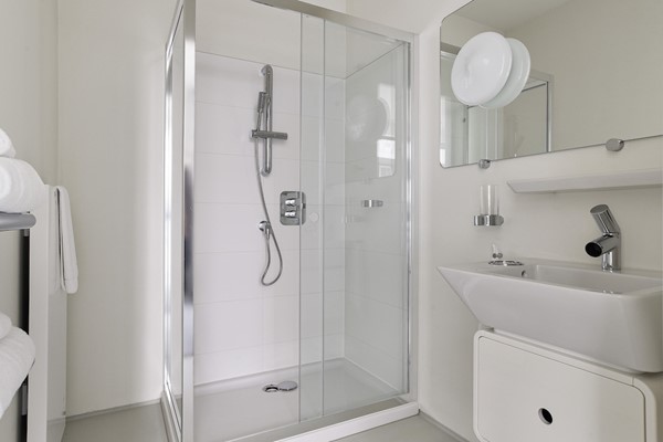 Medium property photo - Valkenburgerstraat 134B, 1011 NA Amsterdam