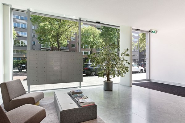 Medium property photo - Valkenburgerstraat 134B, 1011 NA Amsterdam