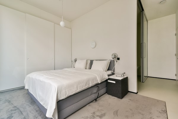 Medium property photo - Valkenburgerstraat 132B, 1011 NA Amsterdam