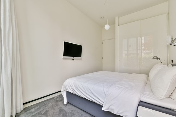 Medium property photo - Valkenburgerstraat 132B, 1011 NA Amsterdam