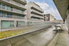 New for rent: Valkenburgerstraat 132F, 1011 NA Amsterdam