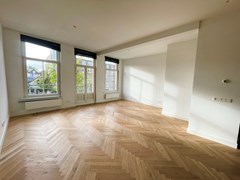 Under offer: Overtoom, 1054 HX Amsterdam