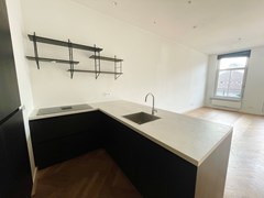 Under offer: Overtoom, 1054 HX Amsterdam