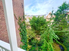 Under offer: Overtoom, 1054 HX Amsterdam