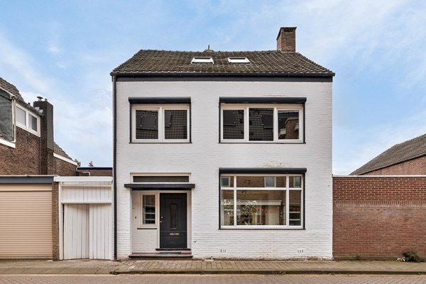 Schoolstraat, 5701 JR Helmond