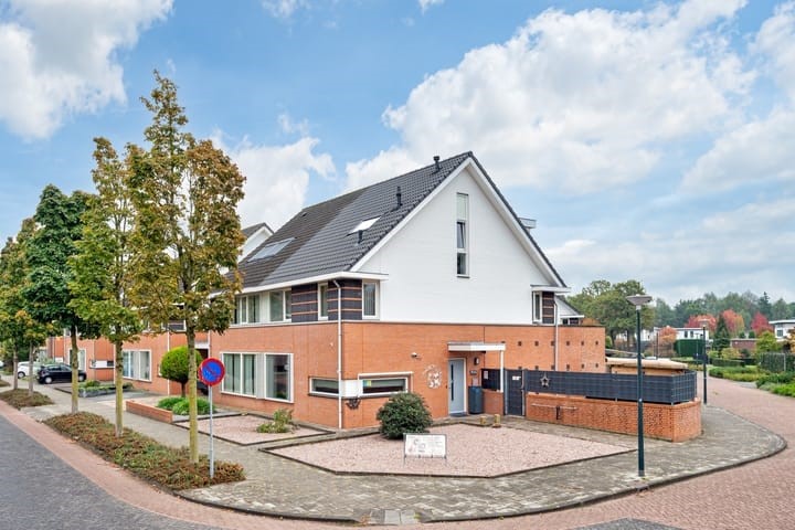 Huis Planetenlaan 21 — foto 1