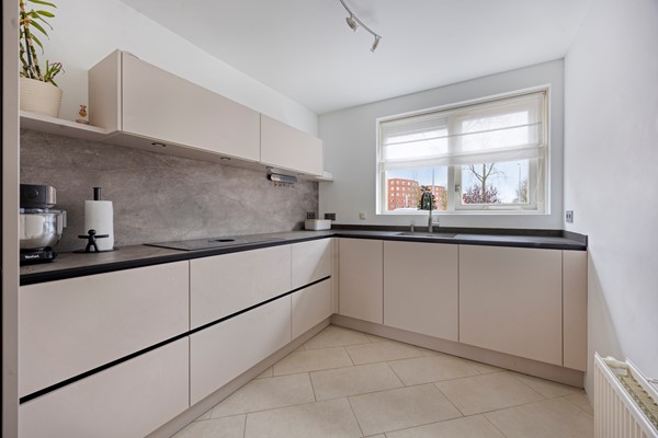 Medium property photo - Hoofdweg 797A, 2131 MA Hoofddorp