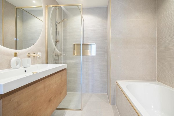 Medium property photo - Sem Presserhof, 1087 JE Amsterdam