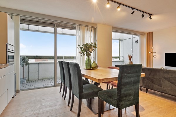 Medium property photo - Sem Presserhof, 1087 JE Amsterdam