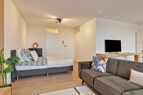 Medium property photo - Sem Presserhof, 1087 JE Amsterdam