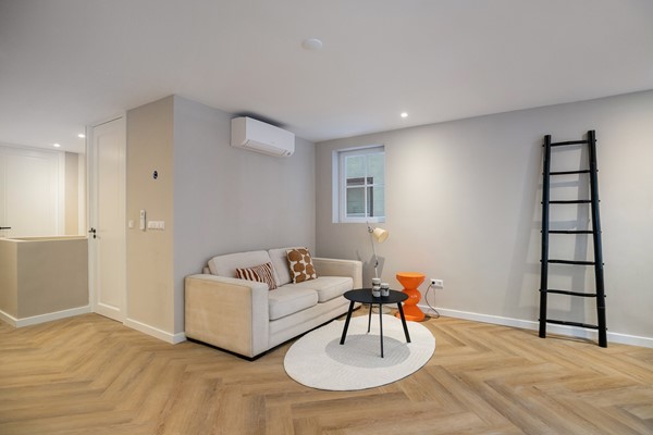 Medium property photo - Spuistraat, 1012 VV Amsterdam