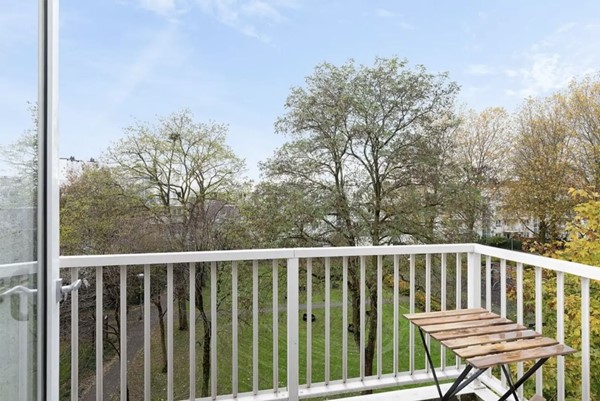 Medium property photo - Dantestraat 274, 1102 ZS Amsterdam