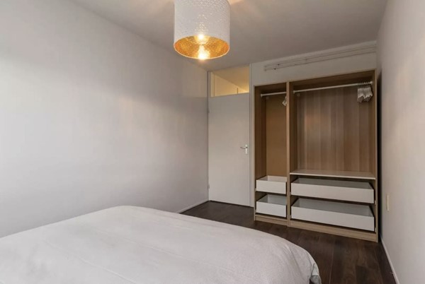 Medium property photo - Dantestraat 274, 1102 ZS Amsterdam