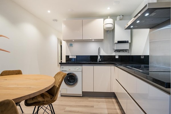 Medium property photo - Hilversumstraat, 1024 JZ Amsterdam