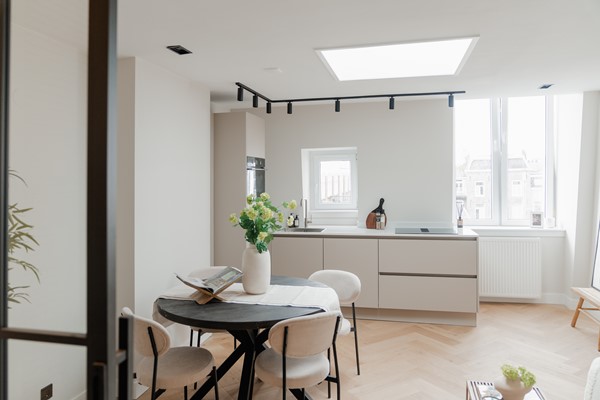 Medium property photo - Albert Cuypstraat 276G, 1073 BR Amsterdam