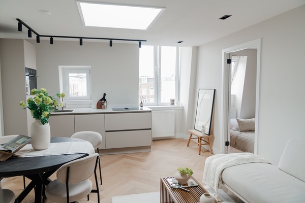 Medium property photo - Albert Cuypstraat 276G, 1073 BR Amsterdam