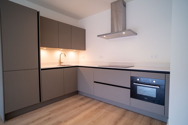 Medium property photo - Schieweg 87C02, 3038 AJ Rotterdam