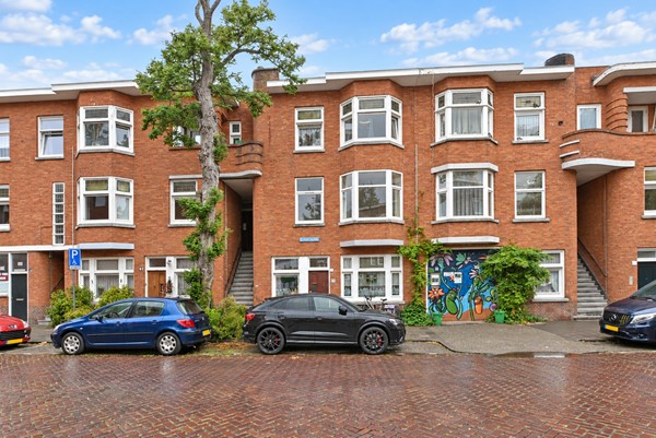 Onder bod: Zusterstraat 89, 2512 TK Den Haag