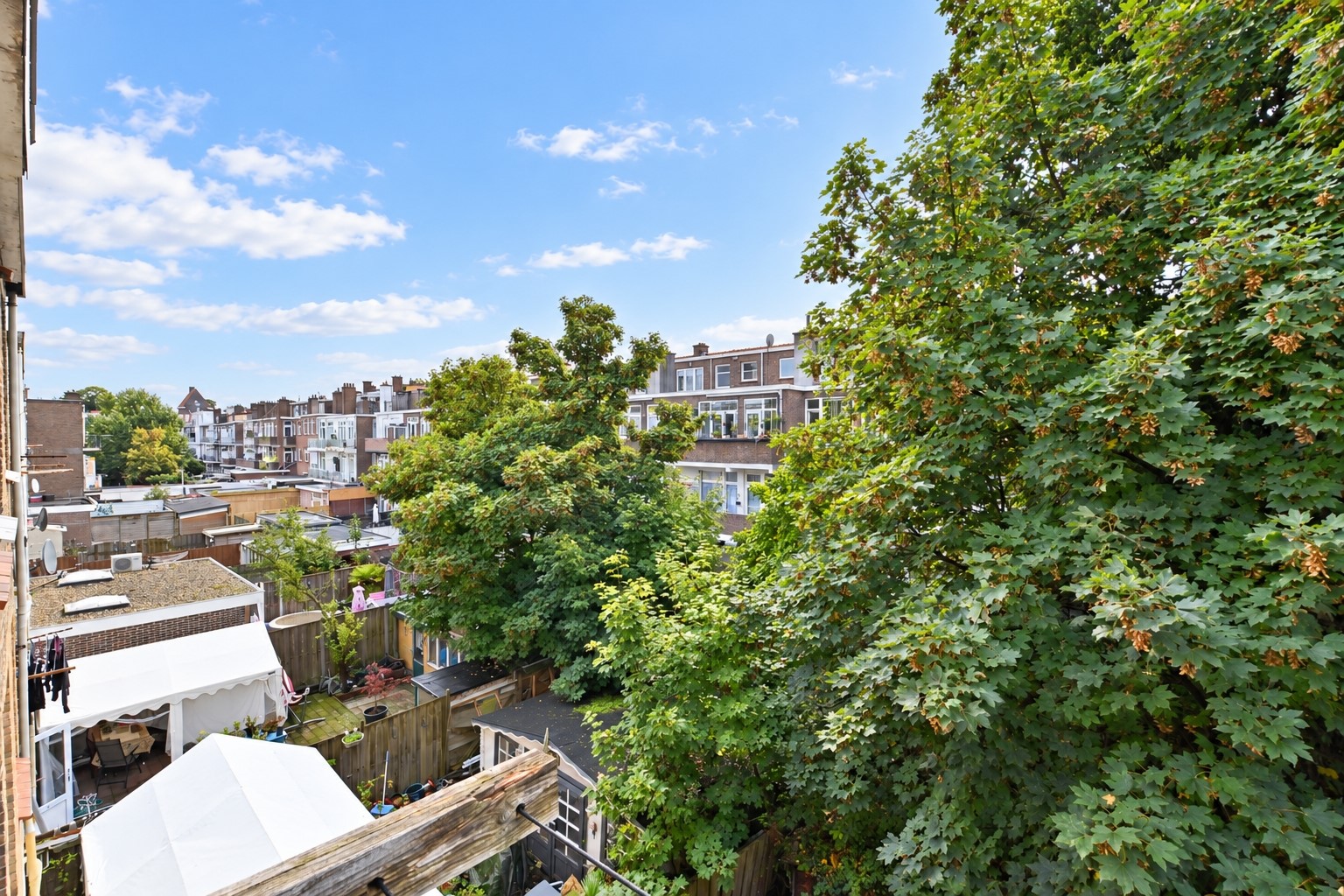 Appartement te koop: Capadosestraat 252, 'S-Gravenhage