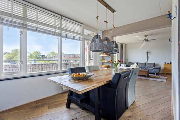 Medium property photo - Ambachtsplein 63, 3068 GV Rotterdam