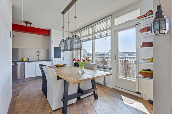 Medium property photo - Ambachtsplein 63, 3068 GV Rotterdam