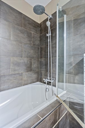 Medium property photo - Ambachtsplein 63, 3068 GV Rotterdam