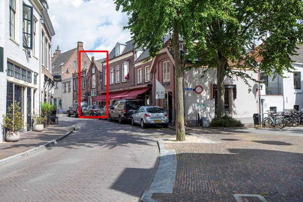 Te koop: Uniek en sfeervol restaurant met een appartement op de verdieping in het Historisch Stadscentrum!!
