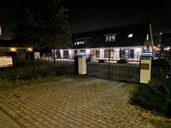 F2CD1B1C-C648-44B0-9853-08363D1FC43C