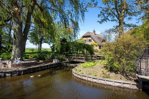 Te koop: Een uitzonderlijk privé landgoed waar luxe, natuur en verfijnd buitenleven samenkomen.
