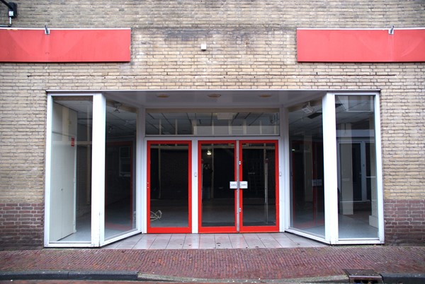 TE HUUR – RUIME WINKELRUIMTE IN HET CENTRUM VAN WOERDEN: