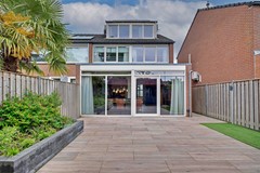 Te koop: UNIEKE hoekwoning met moderne en luxe afwerking gelegen nabij het centrum!
