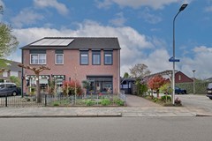 Te koop: Goed onderhouden 2-onder-1 kapwoning met eigen oprit, garage/berging en zonnepanelen!