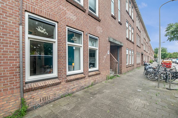 Medium property photo - Deimanstraat 256, 2522 BR Den Haag