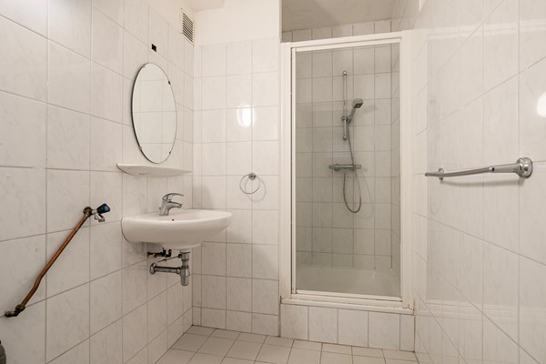 Medium property photo - Laan van Meerdervoort 1150, 2555 CA Den Haag