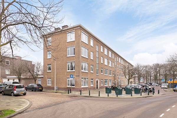 Medium property photo - Medemblikstraat 254, 2547 HD Den Haag