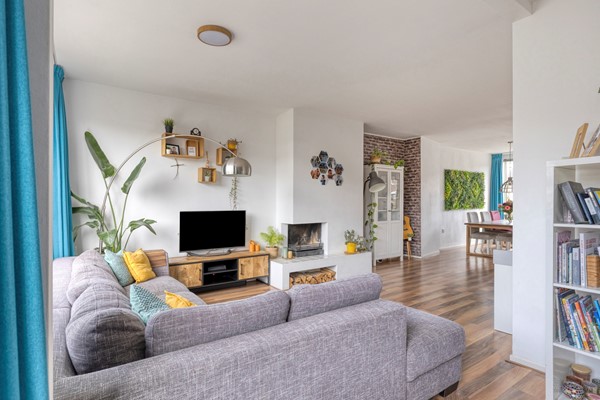 Medium property photo - Wormerveerstraat 52, 2547 XT The Hague