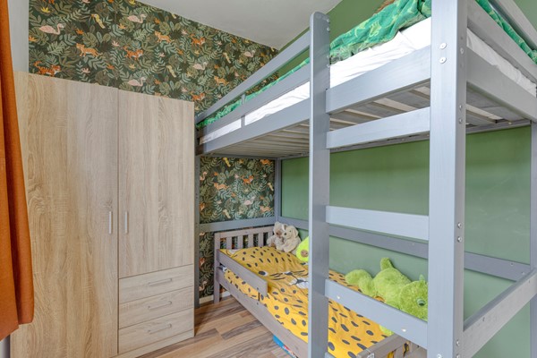 Medium property photo - Wormerveerstraat 52, 2547 XT The Hague