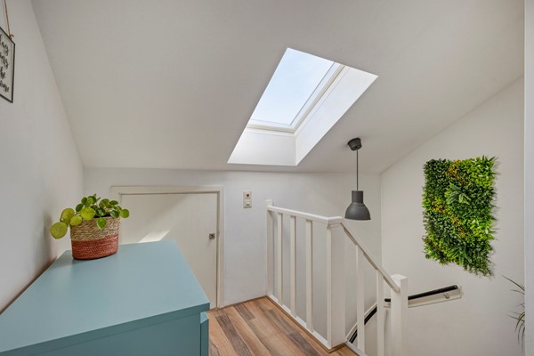 Medium property photo - Wormerveerstraat 52, 2547 XT The Hague