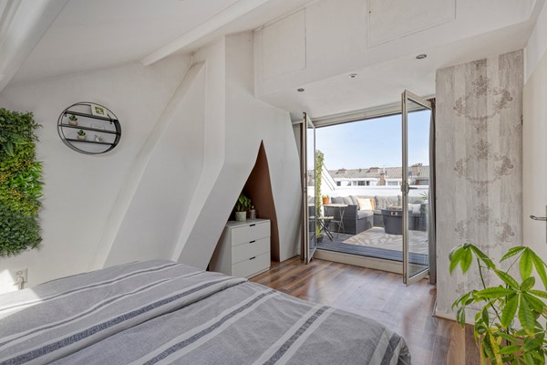 Medium property photo - Wormerveerstraat 52, 2547 XT The Hague