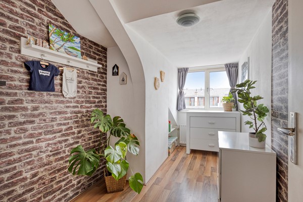Medium property photo - Wormerveerstraat 52, 2547 XT The Hague