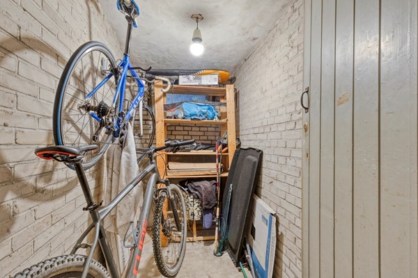 Medium property photo - Wormerveerstraat 52, 2547 XT The Hague
