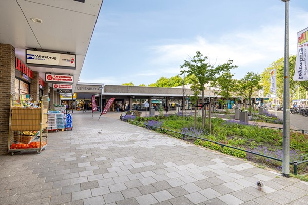 Medium property photo - Wormerveerstraat 52, 2547 XT The Hague