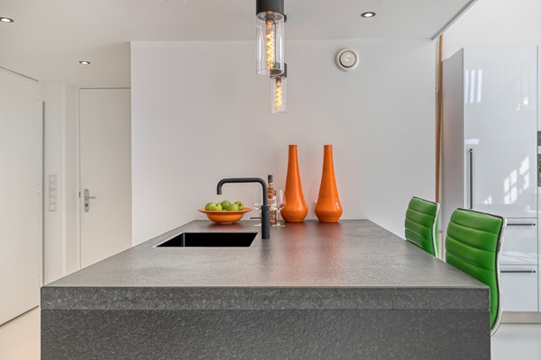 Medium property photo - Stortenbekerstraat 233, 2525 SE Den Haag