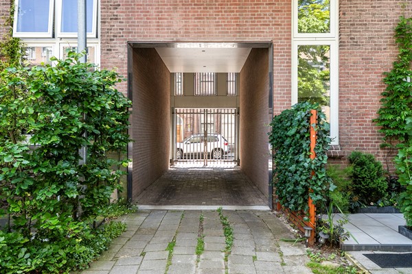 Medium property photo - Stortenbekerstraat 233, 2525 SE Den Haag